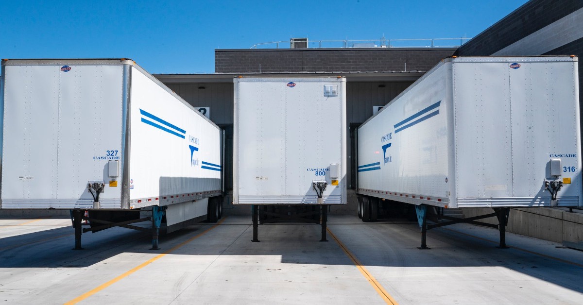 How Licensed Freight Brokers Add Value for Shippers